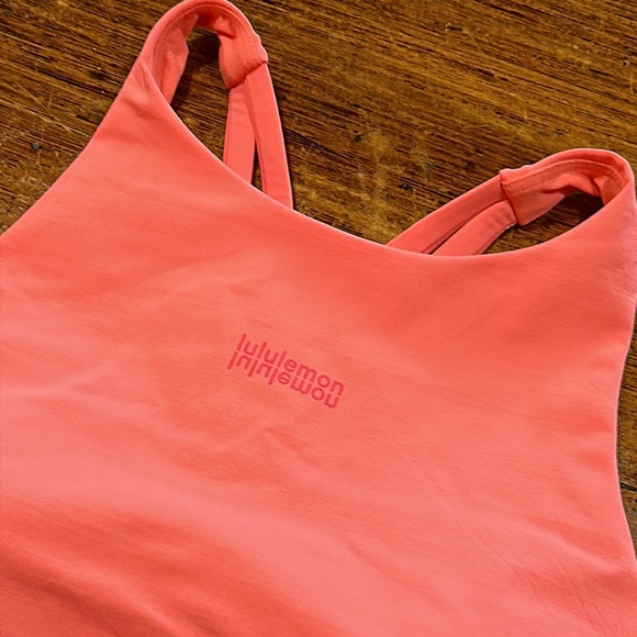 Lululemon Energy high-neck bra size 6. NWT - Picture 3 of 5
